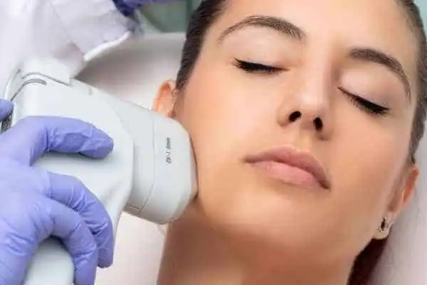 Image of woman having HIFU Cambridge treatment